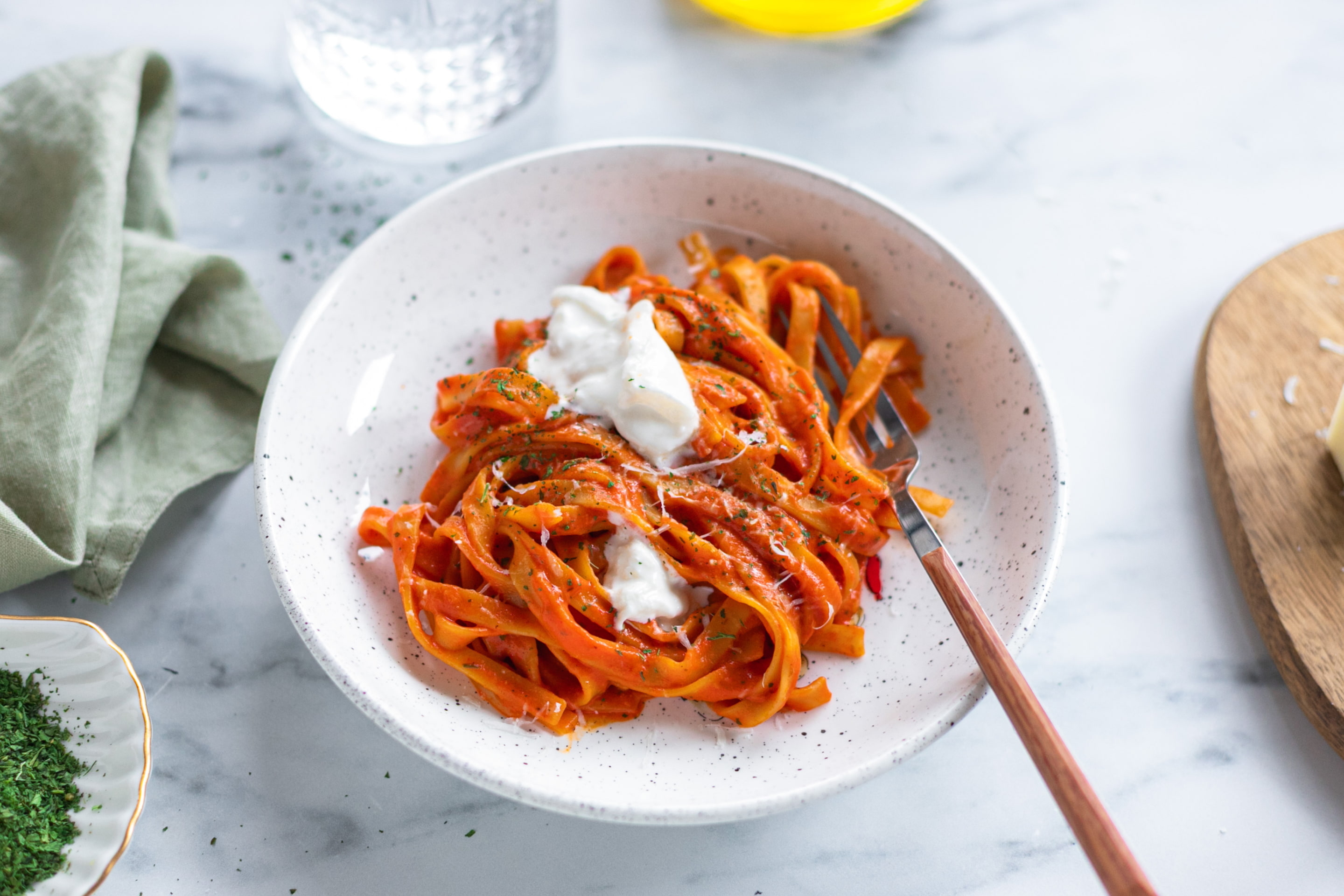Tagliatelle With Roasted Red Pepper Sauce (1)